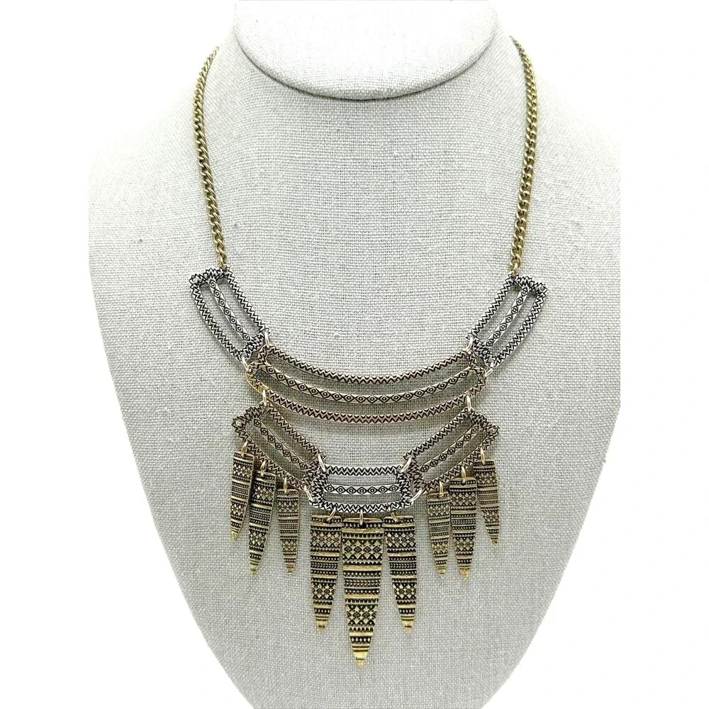 Mudd multi inches clasp